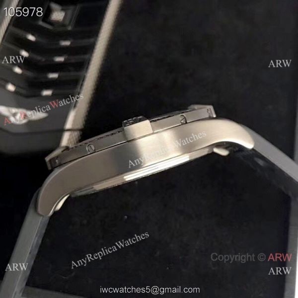 GB Replica Breitling Avenger blackbird Swiss 2824 Watch Black Rubber Strap 4