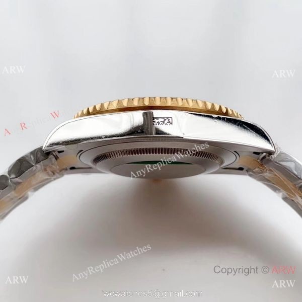 (EW) Two Tone Green Face Rolex Replica GMT-Master II Watch 40mm 4