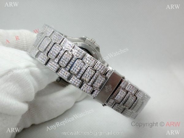 Swiss Grade Copy Patek Philippe Nautilus Jumbo Cal 324 Watch Stainless Steel Iced Out 4