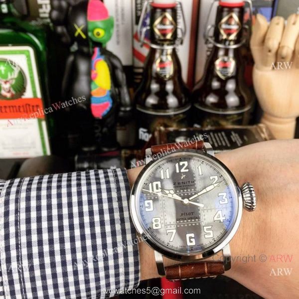 Swiss Quality Replica Zenith Pilot Watch Silver Dial Sapphire Glass 4