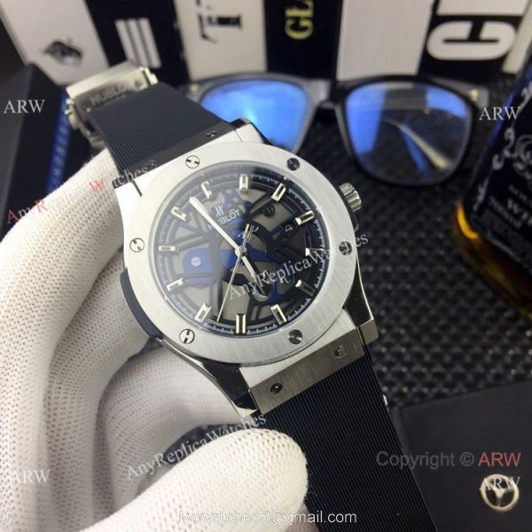Replica Hublot Classic Fusion 43mm watches Black Bezel Rubber Strap 4