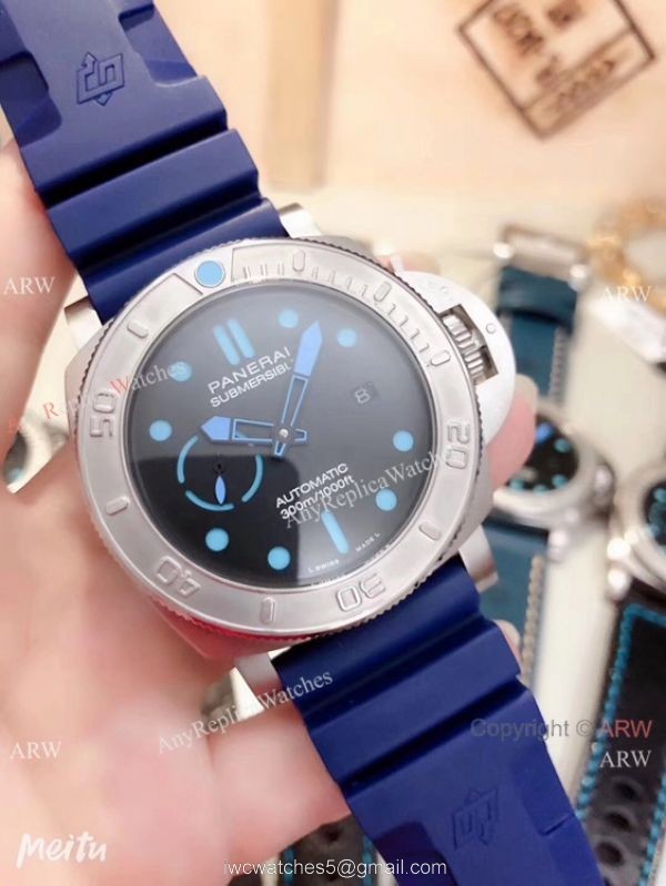 2019 Replica Panerai Submersible Mike Horn Edition PAM985 Watch Blue Markers 4