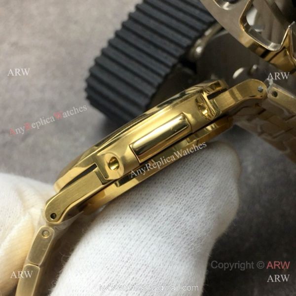 GB Factory Swiss Cal.324 Replica Patek Philippe Nautilus Green Dial Watch 4