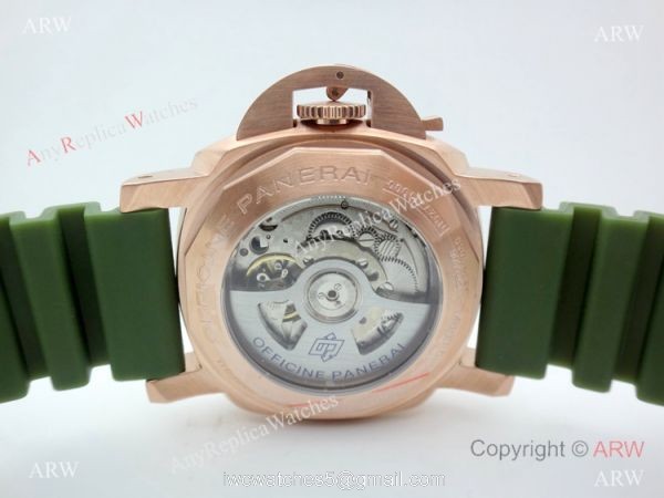 2019 New Replica Panerai Luminor Submersible Green Face Automatic Watch 4