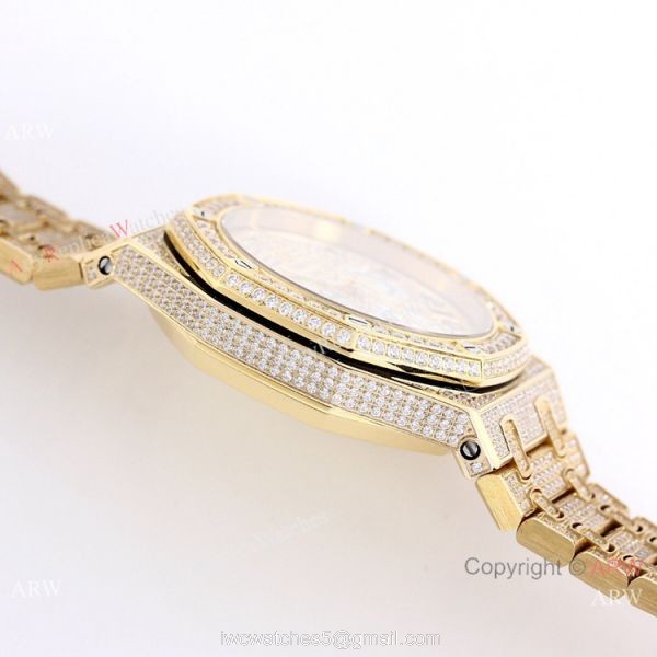 Audemars Piguet Royal Oak Full Iced Out Watch Replica Yellow Gold 41.5mm 4