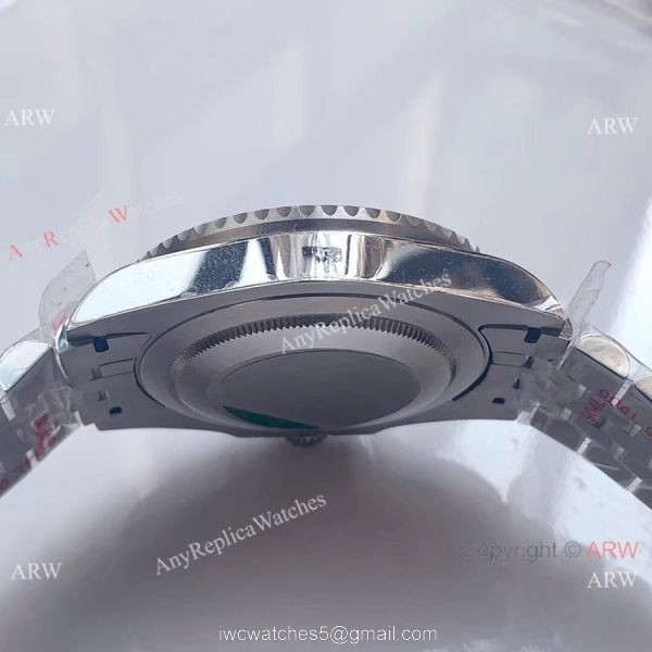 Swiss Replica Rolex GMT-Master II Batman Jubilee Men Watch NOOB Factory 3285 904L Steel 4