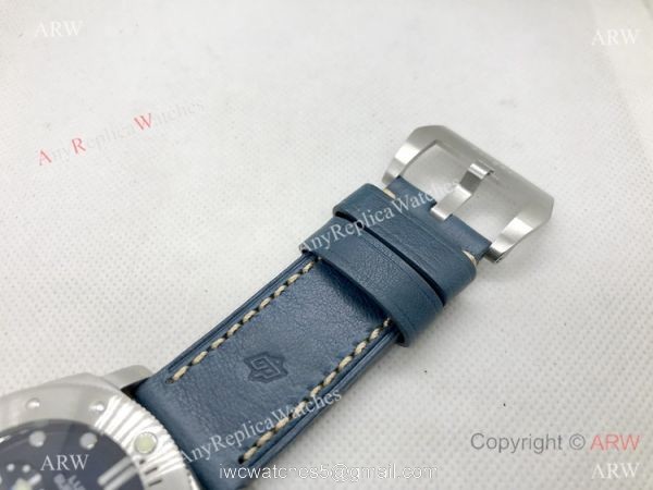 VS Factory Panerai Luminor Submersible PAM 692 Blue Dial Automatic Replica Watch 4