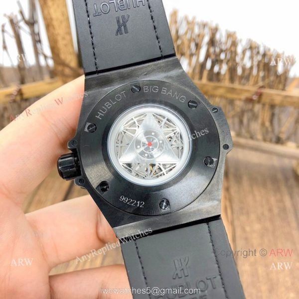 Best Replica Hublot Big Bang Sang Bleu II Watches Blacksteel Blue Gummy Strap 4