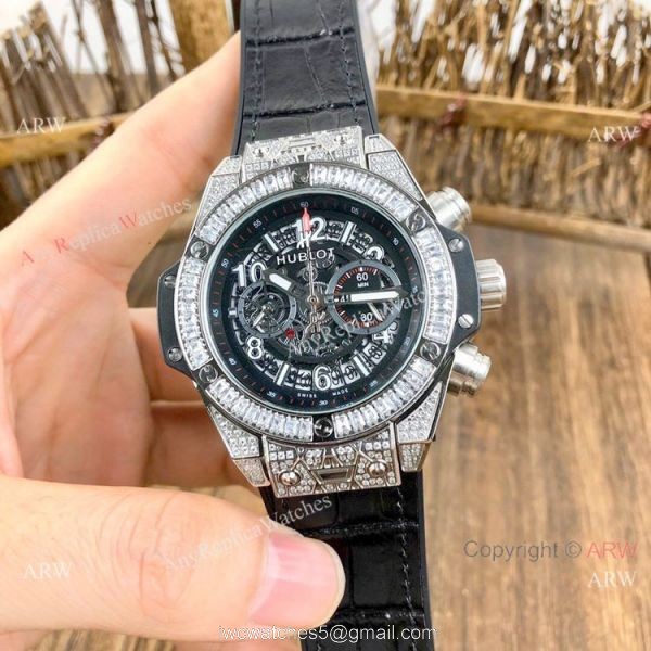 Best Quality Hublot Big Bang Unico Sapphire Iced Out Watches Blue Rubber Strap 4