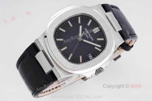 Swiss Replica Patek Philippe Nautilus Dark Blue Dial Stainless Steel Watch For Men 4