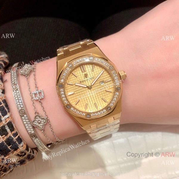 Clone Audemars Piguet Royal Oak Women Watch Diamond Bezel All Gold 4