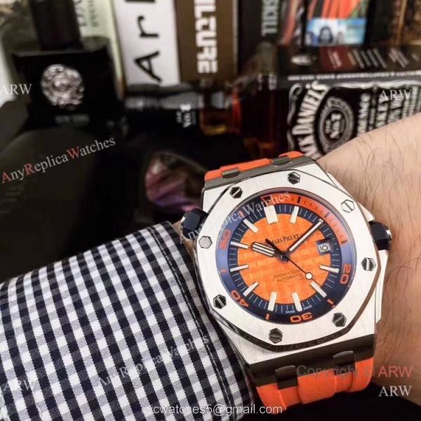 Replica Audemars Piguet Royal Oak Offshore Diver Watches Green Dial 4