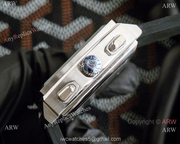 Best Copy Tag Heuer Monaco Watch Rubber Strap Red Subdials 4