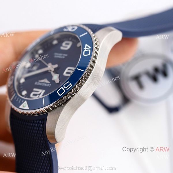 Swiss Longines Hydroconquest Watch Blue Rubber Strap 41mm 4