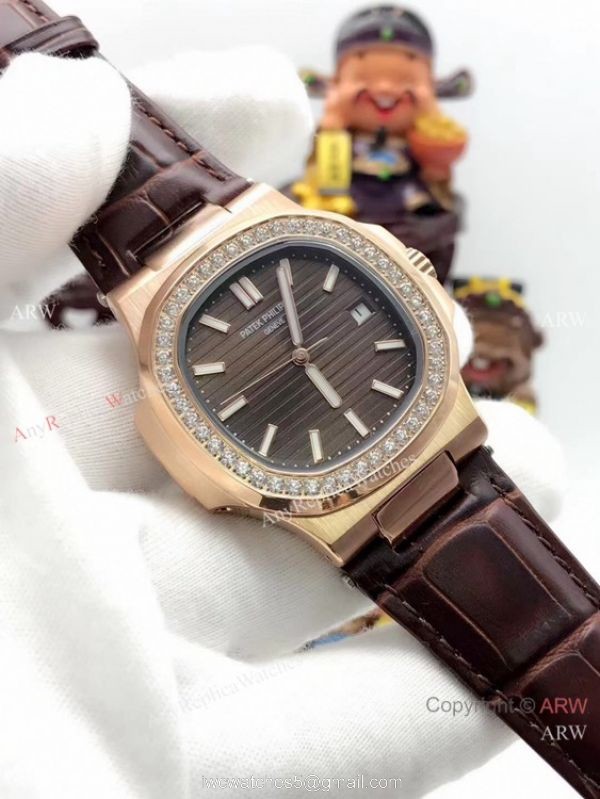 Patek Philippe Nautilus Replica Watch Diamond Bezel Rose Gold 4