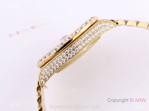 Replica Rolex New Oyster Perpetual Pearlmaster 39 Watch Gold Diamonds 4