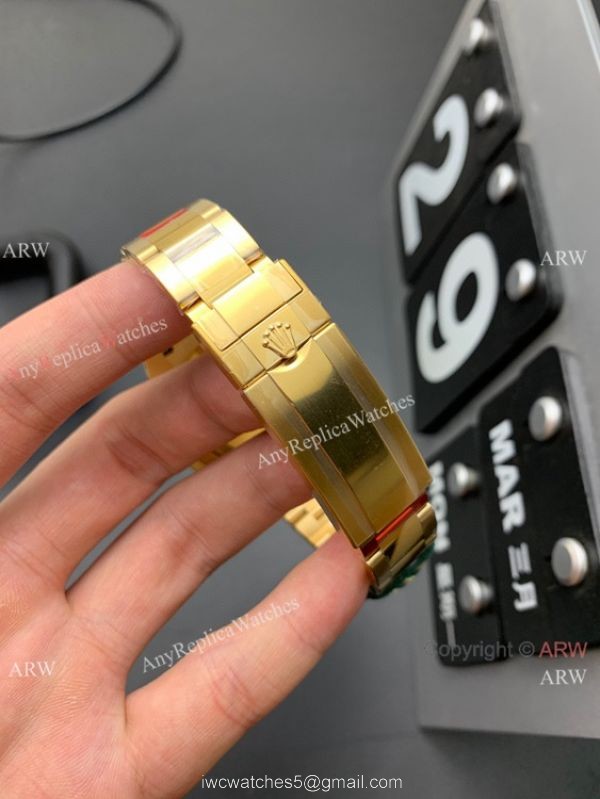 2021 New! VS Factory Swiss 3235 Rolex Submariner Date 41mm Watch Yellow Gold Black Dial 72 Power Reserve 4