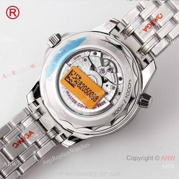 2021 NEW Grade A Replica Omega Seamaster 300m Diver OR Calibre 8800 Watch White Dial 42mm 4