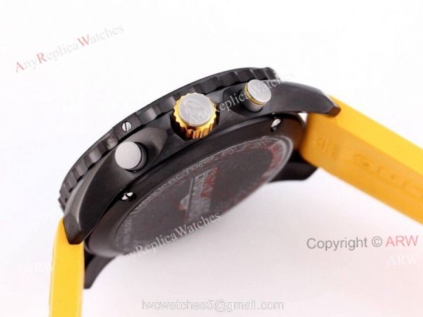 New Breitling Endurance Pro 44mm Review Yellow Rubber Band Quartz Watch Replica 4