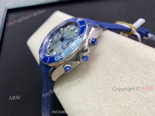 New OM Factory Omega Seamaster Diver 300m Grey Dial Blue Rubber Strap Replica Watch For Men 4