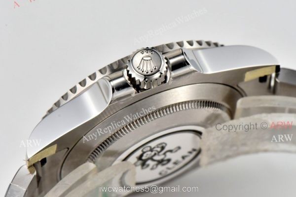 Clean Factory Submariner V4 Hulk 116610LV Super Clone Rolex Watches 40mm 4