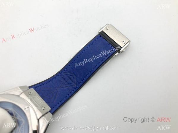 Replica Hublot Big Bang Sang Bleu Watch Automaitc Blue Gummy Strap 4