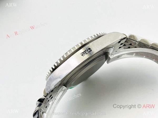 AR Factory V2 Swiss 3186 Rolex GMT-Master II Batman Jubilee Watch AAA Replica 4