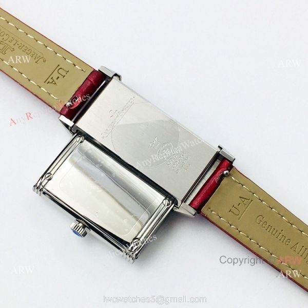 Swiss Copy Jaeger-LeCoultre Reverso Duetto Quartz Watch Lady Size Rose Red Face 4