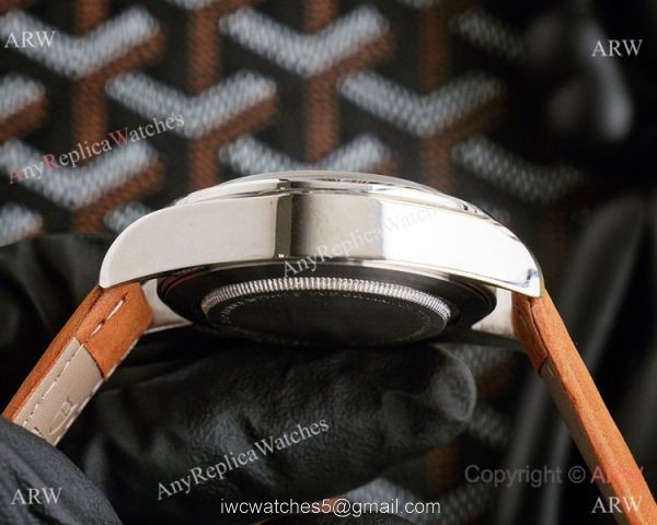 Clone Tudor Heritage Black Bay Chronograph Watch Stainless steel Brown Leather Strap 4