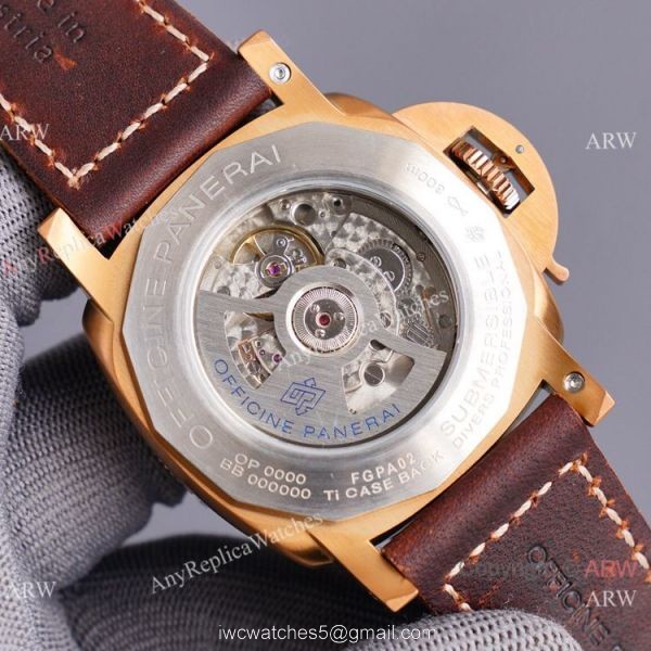Best Replica Panerai Luminor Submersible PAM 968 Watch Rose Gold 4