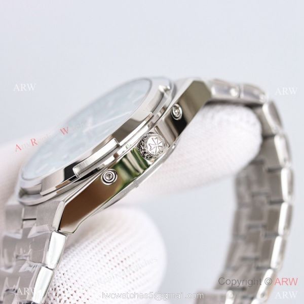 Swiss Vacheron Constantin Overseas 4300v Perpetual Calendar Watch Olive Green Dial 41.5mm 4