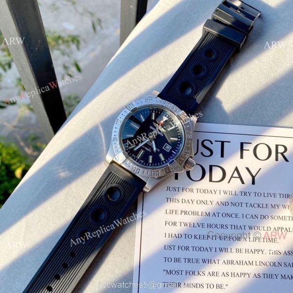 Replica Breitling Avenger Automatic 44mm Watch Blue Rubber Strap 5