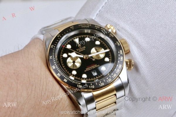 Replica Tudor Heritage Black Bay 42mm Watch Two Tone Black Dial 5