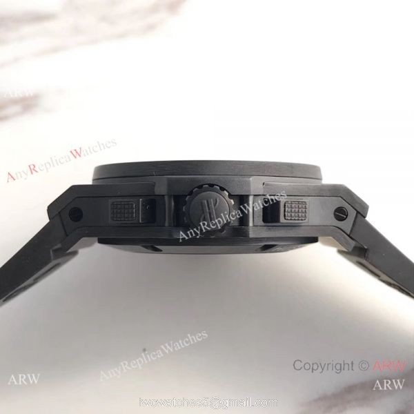 Replica Hublot Big Bang Black Carbon-Fiber Case Watch 4100 Swiss Grade 5