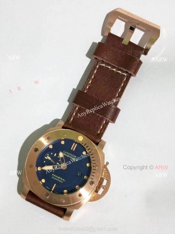 New Copy Panerai Luminor Submersible Blue Dial watch Panerai PAM00671 5