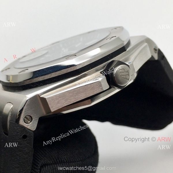 Fake Audemars Piguet Royal Oak Offshore Diver Watches SS Black Dial 42mm 5