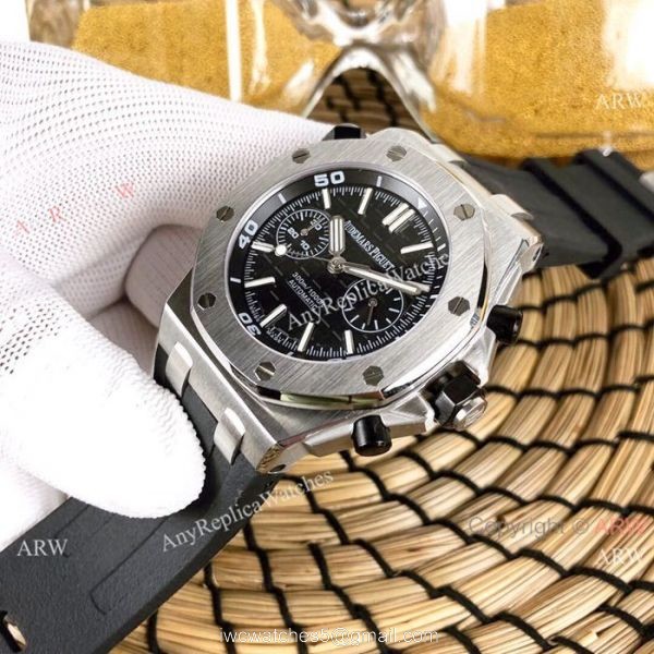 Audemars Piguet Royal Oak Offshore Diver Automatic watch SS Blue Face 5