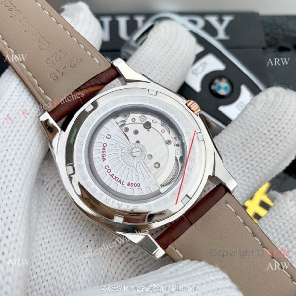 Omega Seamaster Aqua Terra Swiss 8900 Watch Rose Gold Bezel 5