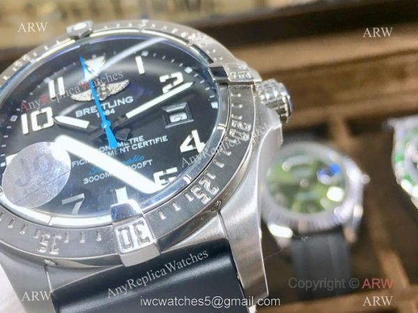 Swiss Quality Copy Breitling Avenger II Seawolf All Black Watches 5