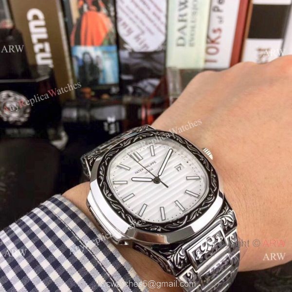 Best Replica Patek Philippe Engraving Nautilus Blue Dial 40MM Watches 5