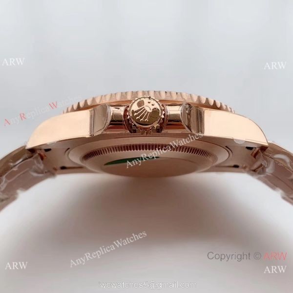 (EW) Replica Rolex GMT Master II Rose Gold 126715 Watch 40mm 5