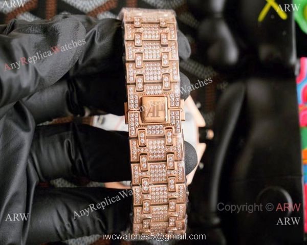 Rose Gold Royal Oak Offshore AP Iced Out Replica Watch for Sale 5