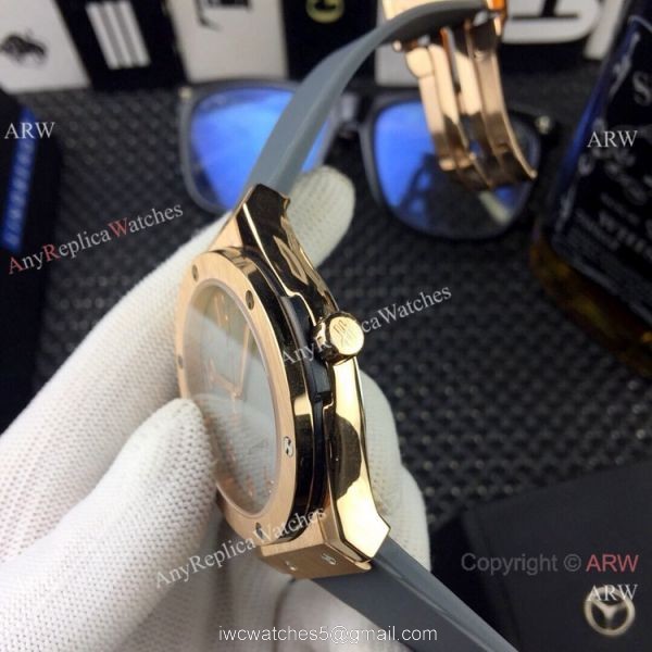 Replica Hublot Classic Fusion 43mm Watches Silver Dial Rose Gold 5