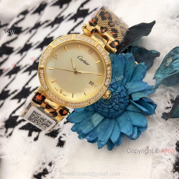 Replica Cartier Pasha de 35mm Lady watch Leopard Strap 5