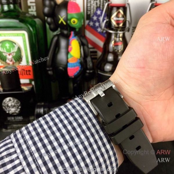 New Rolex Submariner Rose Gold Rubber Strap Watch Rainbow Bezel 5