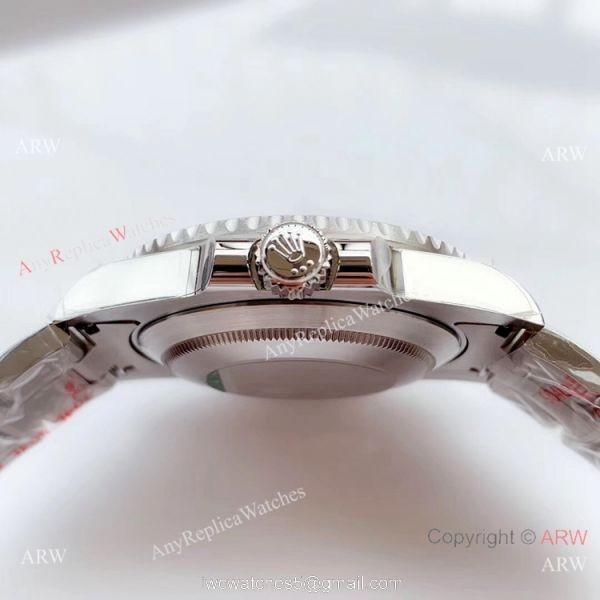 Noob Factory Rolex Submariner Hulk Replica Watch 904L 3135 Movement (V10 Version) 5