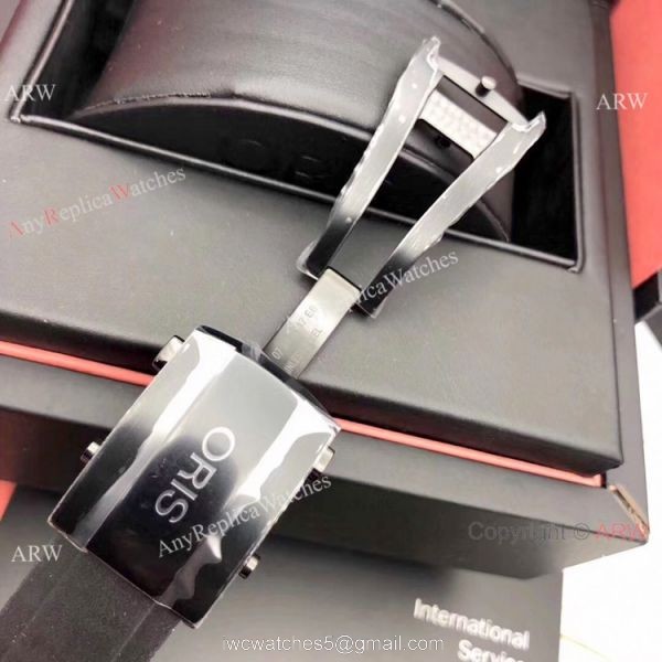Swiss Fake Oris Aquis Automatic Watch Black Case Sapphire glass 5