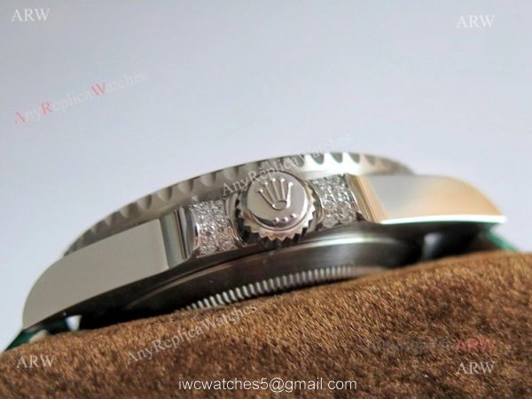 Noob Rolex Submariner Green Diamond Bezel Replica Watches 904L 5