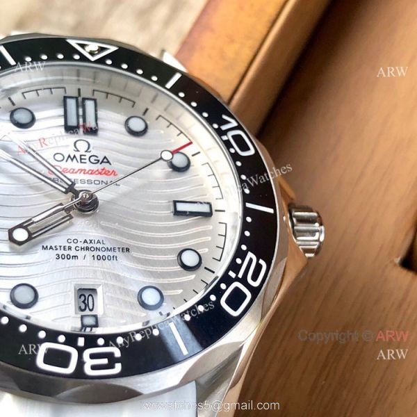 New Omega Seamaster Diver 300 M Watches SS White Rubber Strap 5