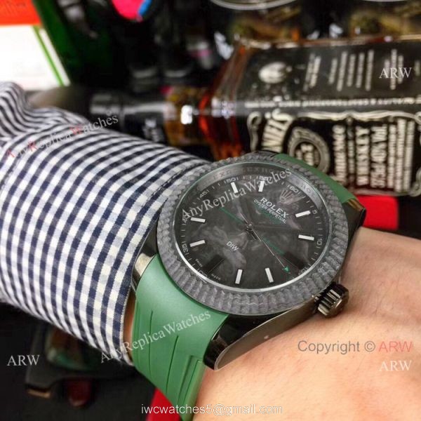 Replica Rolex Milgauss Watch Carbon fiber Dial Blue Rubber Strap 40mm 5
